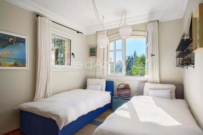 Image No.15-5 Bed House for sale