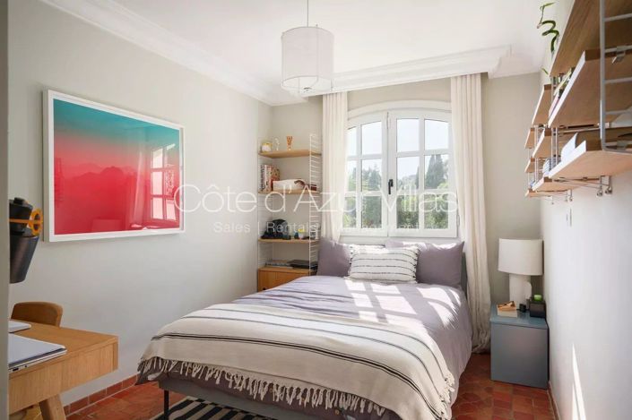 Image No.16-5 Bed House for sale