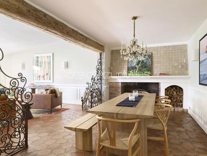 Image No.6-5 Bed House for sale