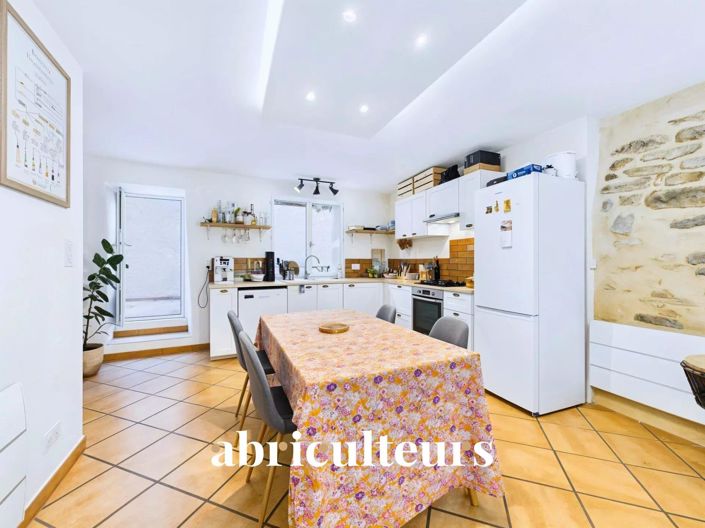 Image No.4-2 Bed House for sale