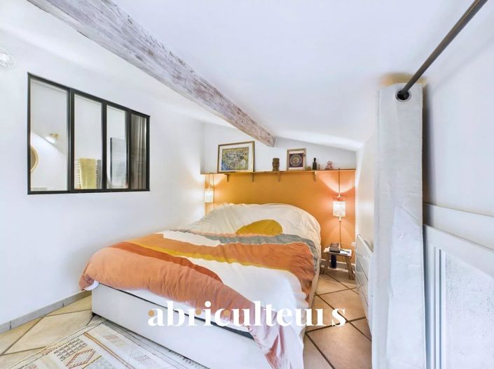 Image No.6-2 Bed House for sale