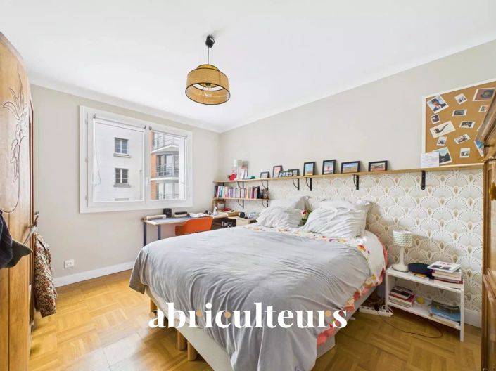 Image No.4-4 Bed Apartment for sale