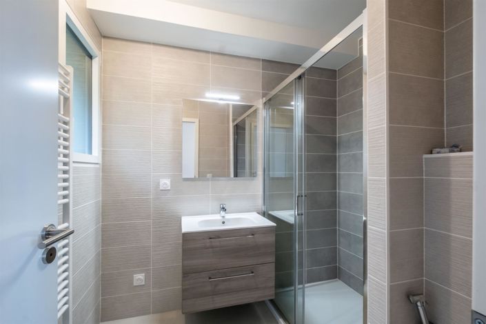 Image No.14-3 Bed Property for sale