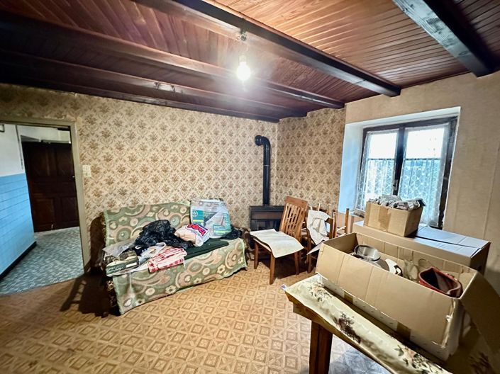 Image No.8-2 Bed House for sale