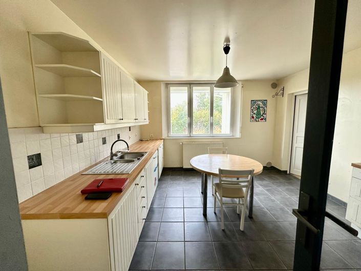 Image No.11-Maison de 6 chambres à vendre à Franche-Comté