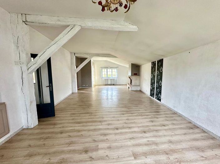 Image No.12-Maison de 6 chambres à vendre à Franche-Comté