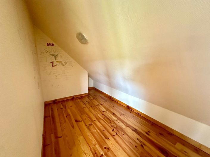 Image No.29-Maison de 6 chambres à vendre à Franche-Comté