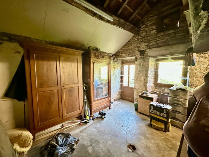 Image No.18-2 Bed House for sale