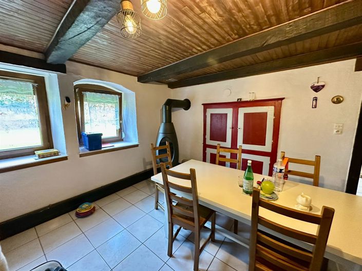 Image No.5-2 Bed House for sale