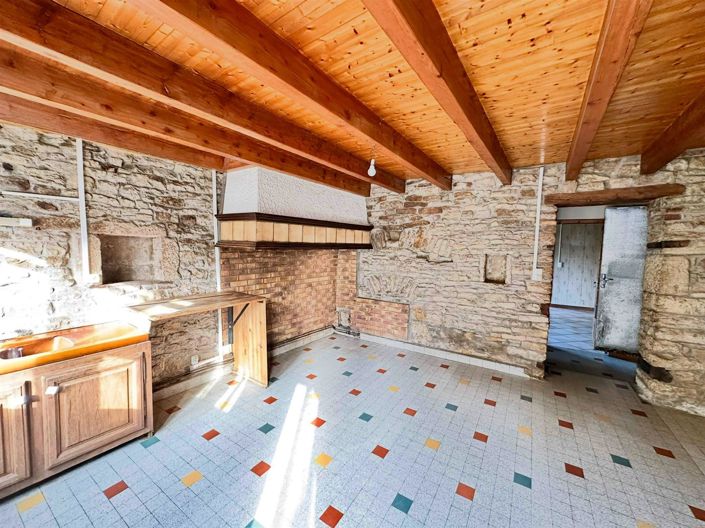 Image No.3-Maison de 3 chambres à vendre à Franche-Comté