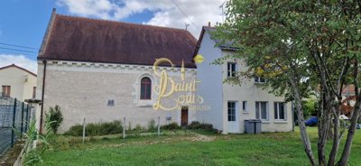 1 - Chinon, House