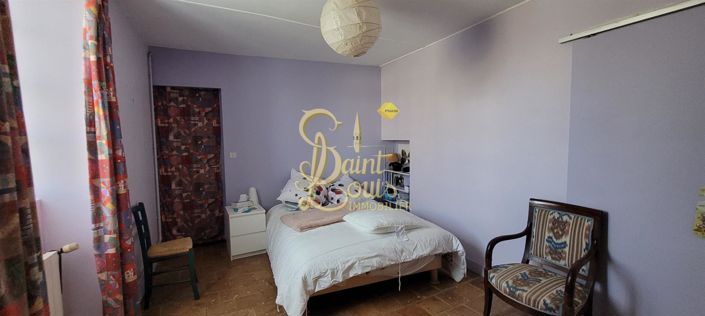 Image No.10-5 Bed House for sale