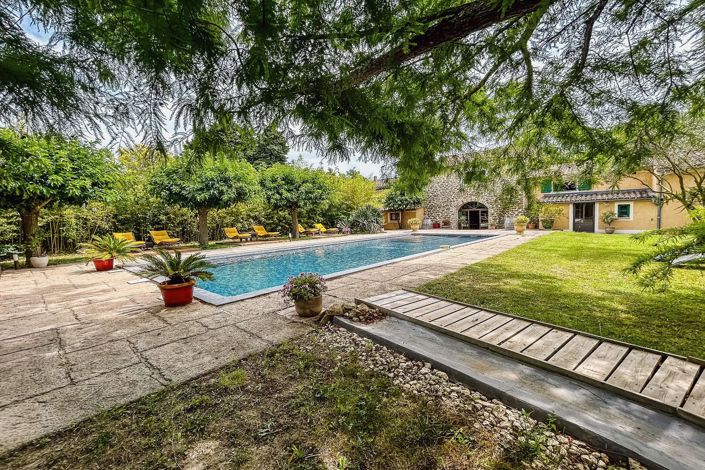 Image No.4-9 Bed House for sale