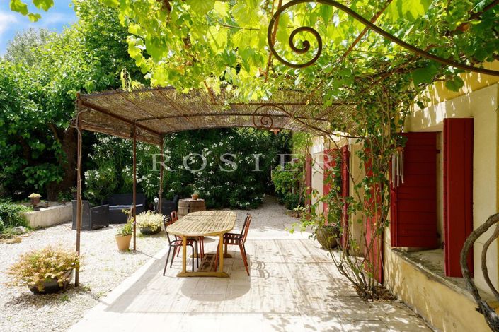 Image No.6-9 Bed House for sale