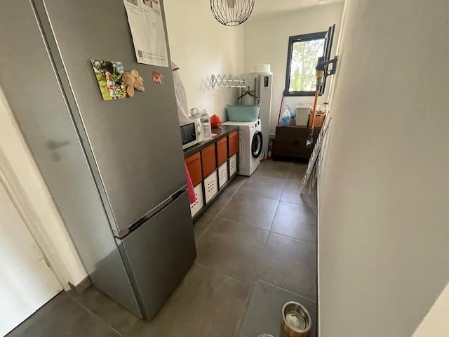 Image No.9-2 Bed House for sale