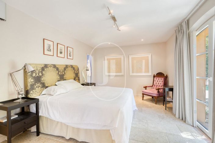 Image No.7-Maison de 4 chambres à vendre à Le Muy