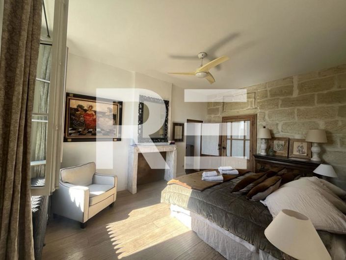 Image No.10-7 Bed House for sale