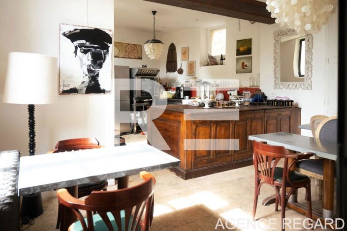 Image No.6-Maison de 7 chambres à vendre à Uzès