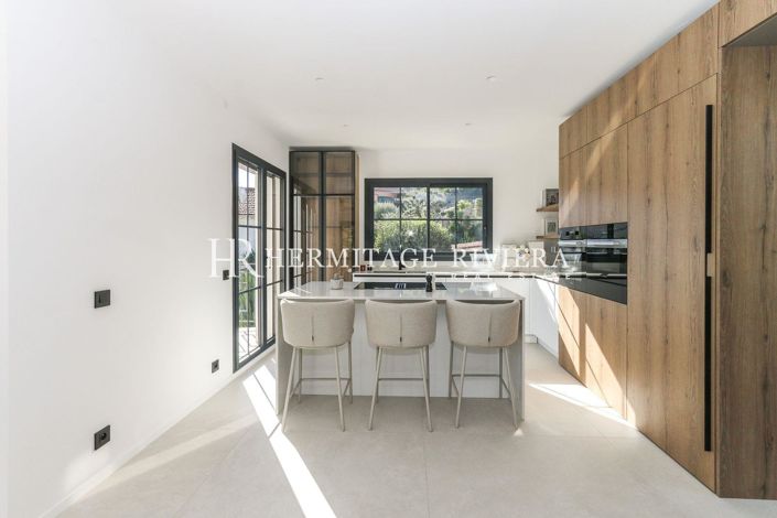 Image No.11-4 Bed House for sale