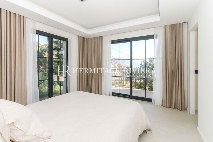 Image No.14-4 Bed House for sale