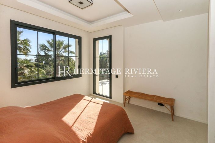 Image No.24-4 Bed House for sale