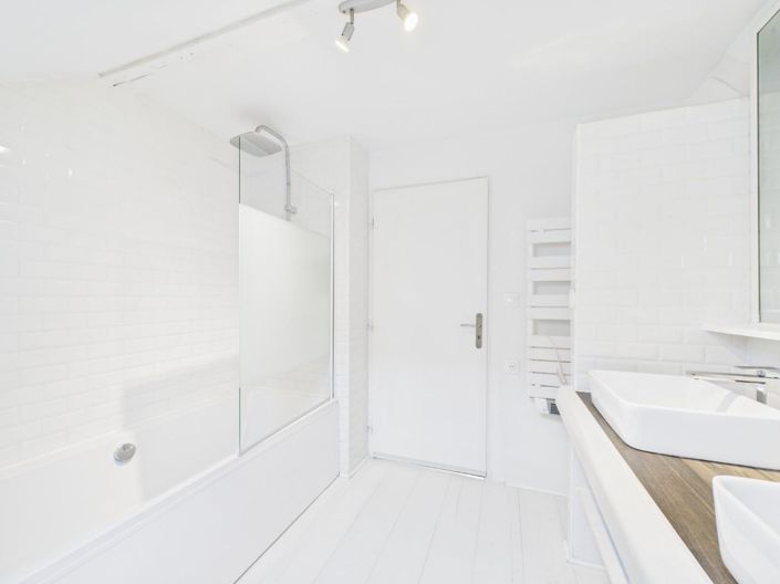 Image No.12-4 Bed House for sale