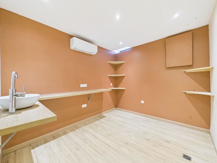 Image No.13-4 Bed House for sale