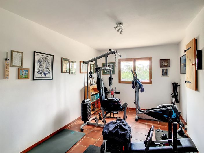 Image No.13-3 Bed House for sale