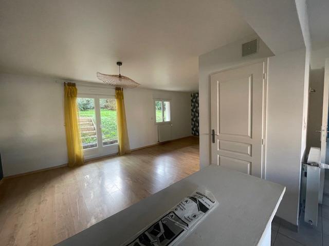 Image No.3-5 Bed House for sale