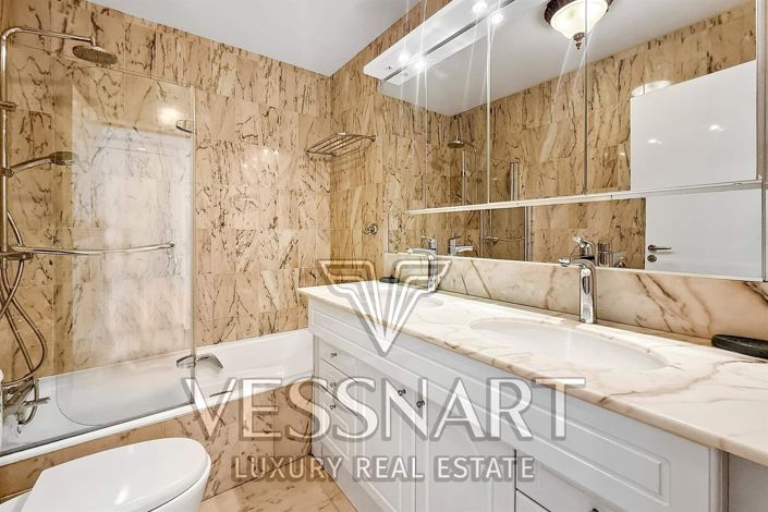 Image No.10-3 Bed Apartment for sale