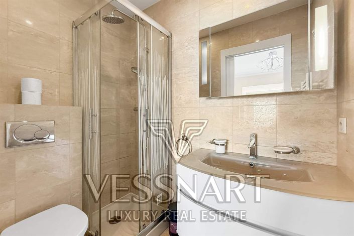 Image No.12-3 Bed Apartment for sale