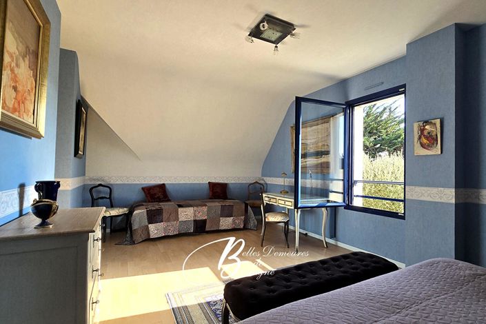 Image No.11-4 Bed House for sale