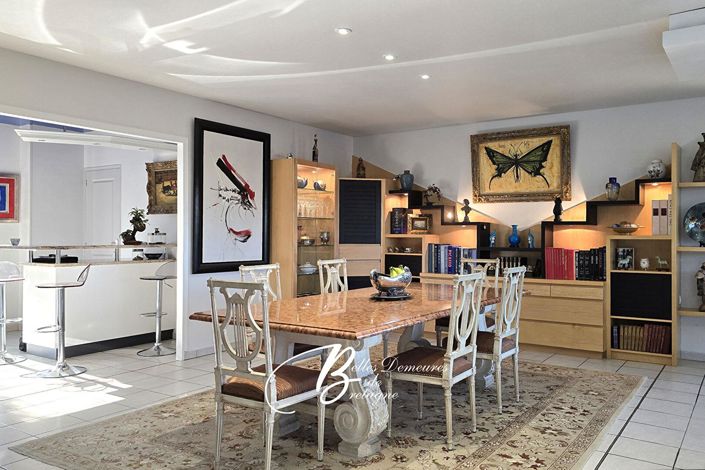 Image No.3-4 Bed House for sale