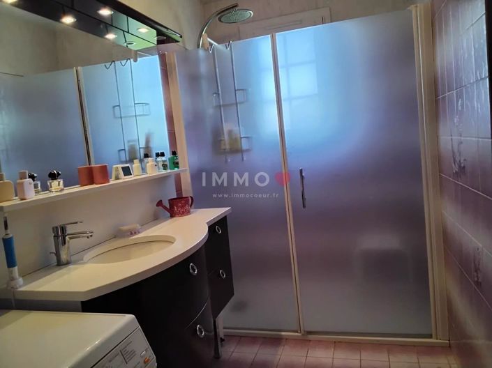 Image No.12-6 Bed House for sale