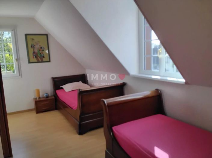 Image No.14-6 Bed House for sale