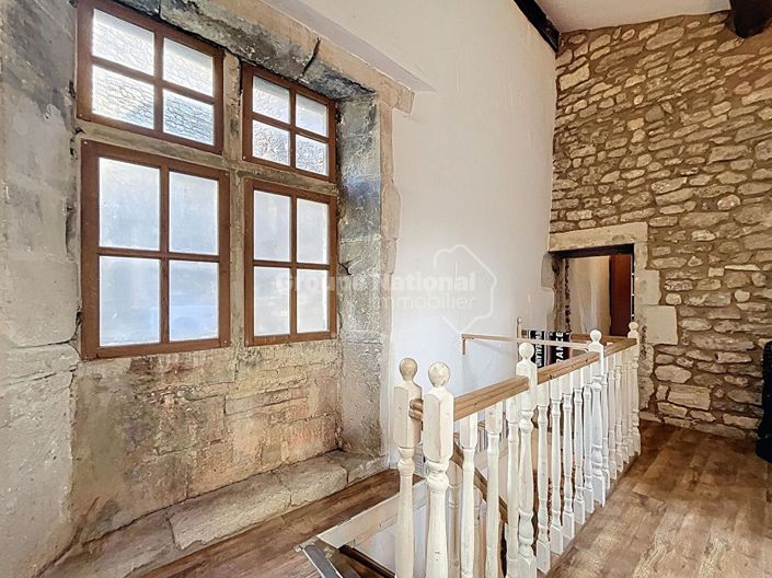 Image No.11-3 Bed House for sale