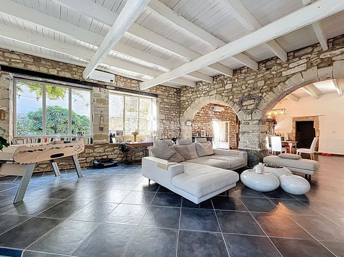 Image No.2-3 Bed House for sale