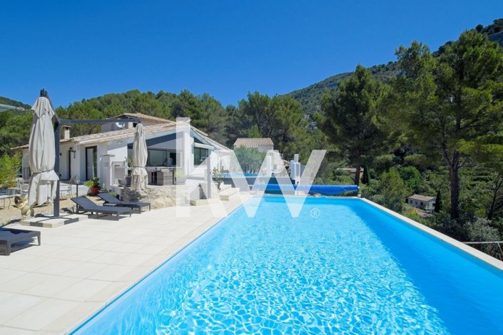 Image No.16-Maison de 14 chambres à vendre à Fontaine-de-Vaucluse