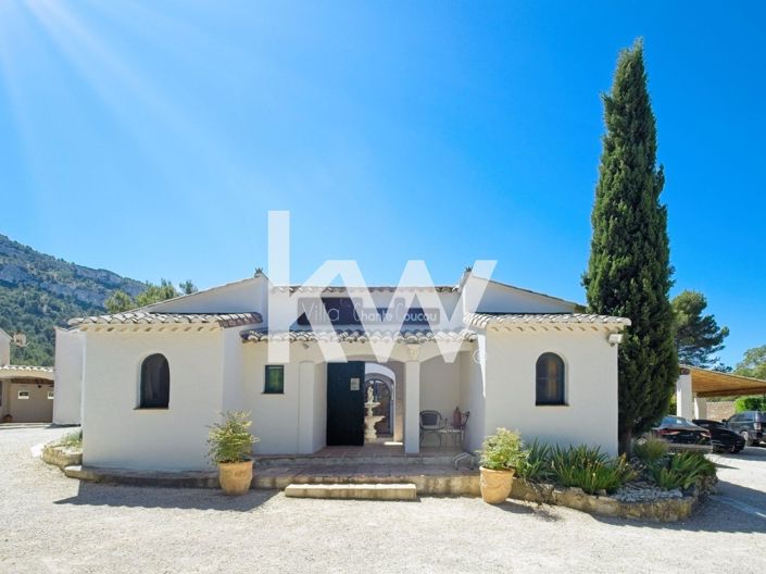 Image No.3-Maison de 14 chambres à vendre à Fontaine-de-Vaucluse