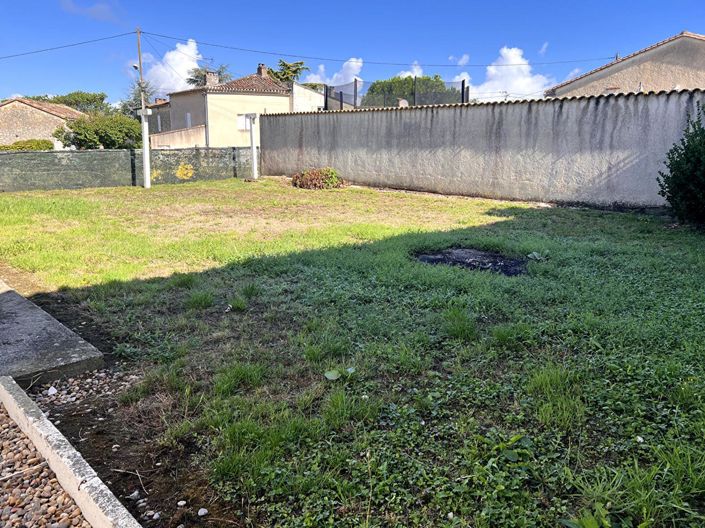 Image No.12-Maison de 4 chambres à vendre à Gensac