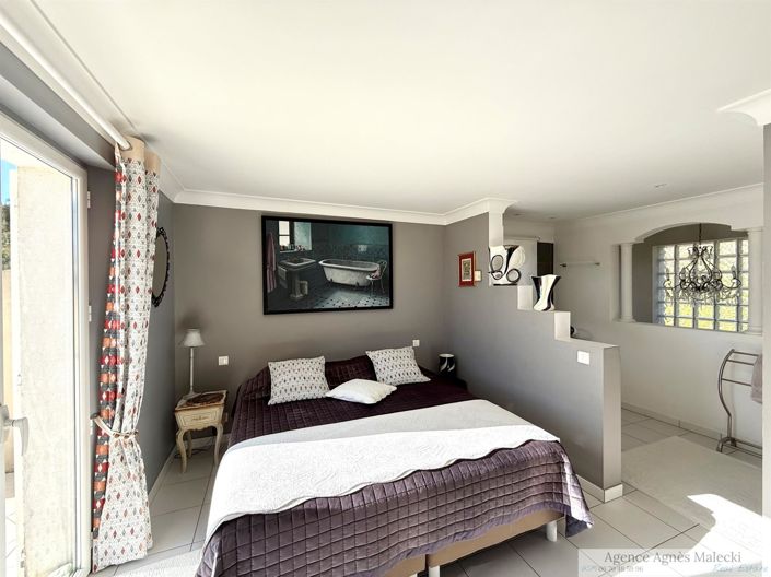 Image No.15-5 Bed House for sale