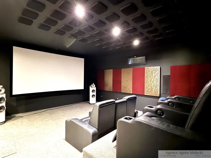 Image No.17-5 Bed House for sale