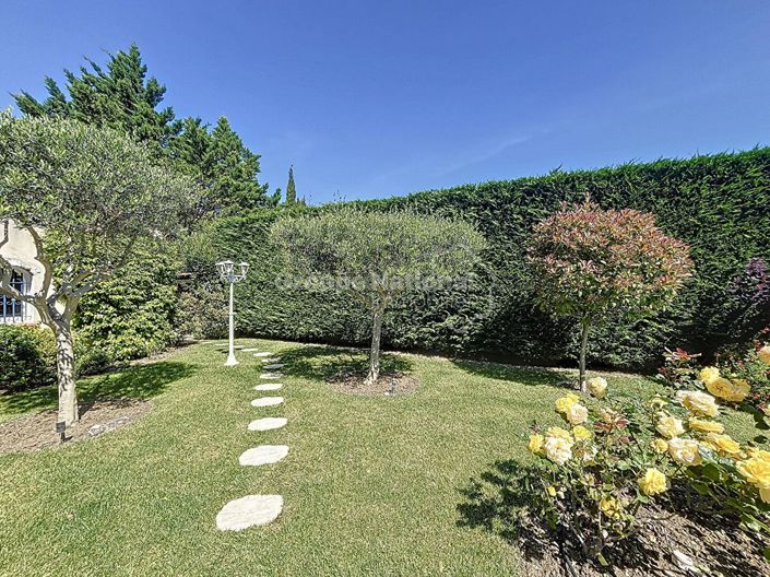 Image No.25-Propriété de 6 chambres à vendre à Rochefort-du-Gard