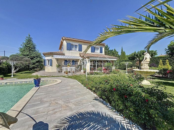 Image No.26-Propriété de 6 chambres à vendre à Rochefort-du-Gard