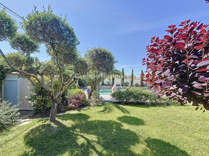 Image No.4-Propriété de 6 chambres à vendre à Rochefort-du-Gard