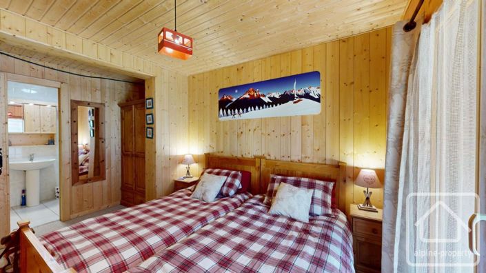 Image No.29-4 Bed Property for sale