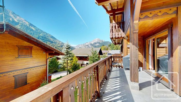 Image No.36-4 Bed Property for sale