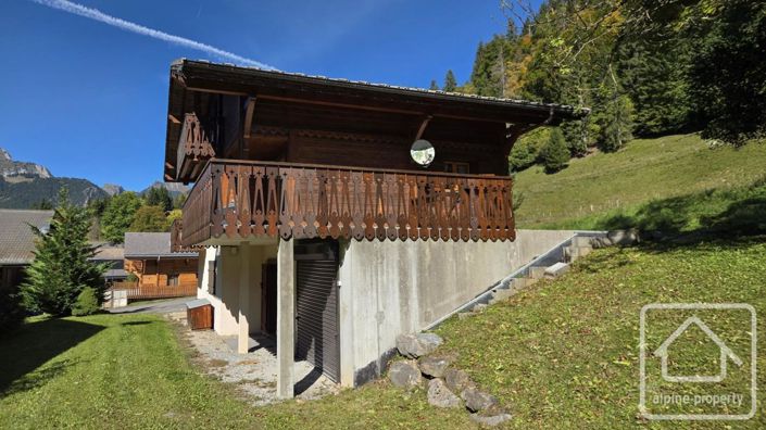 Image No.5-4 Bed Property for sale