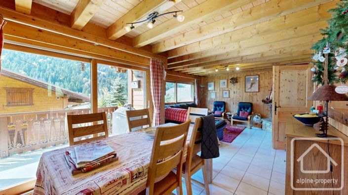 Image No.8-4 Bed Property for sale