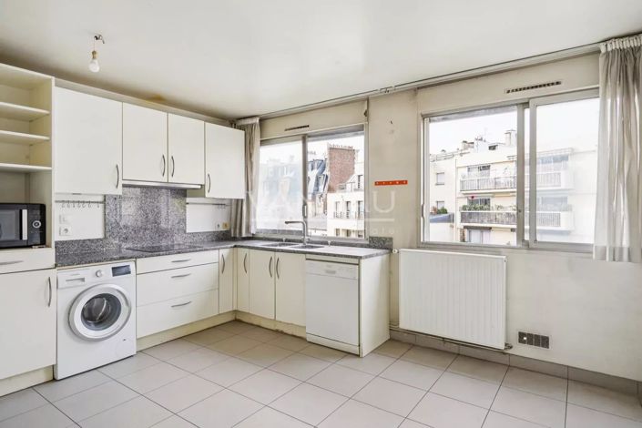 Image No.9-4 Bed Apartment for sale